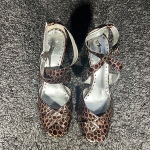 BCBGirls Heels Size 9 Brown Animal Print Peep Toe